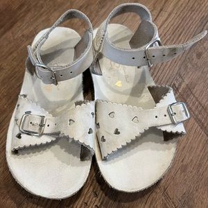 Saltwater sun sans sandals with hearts